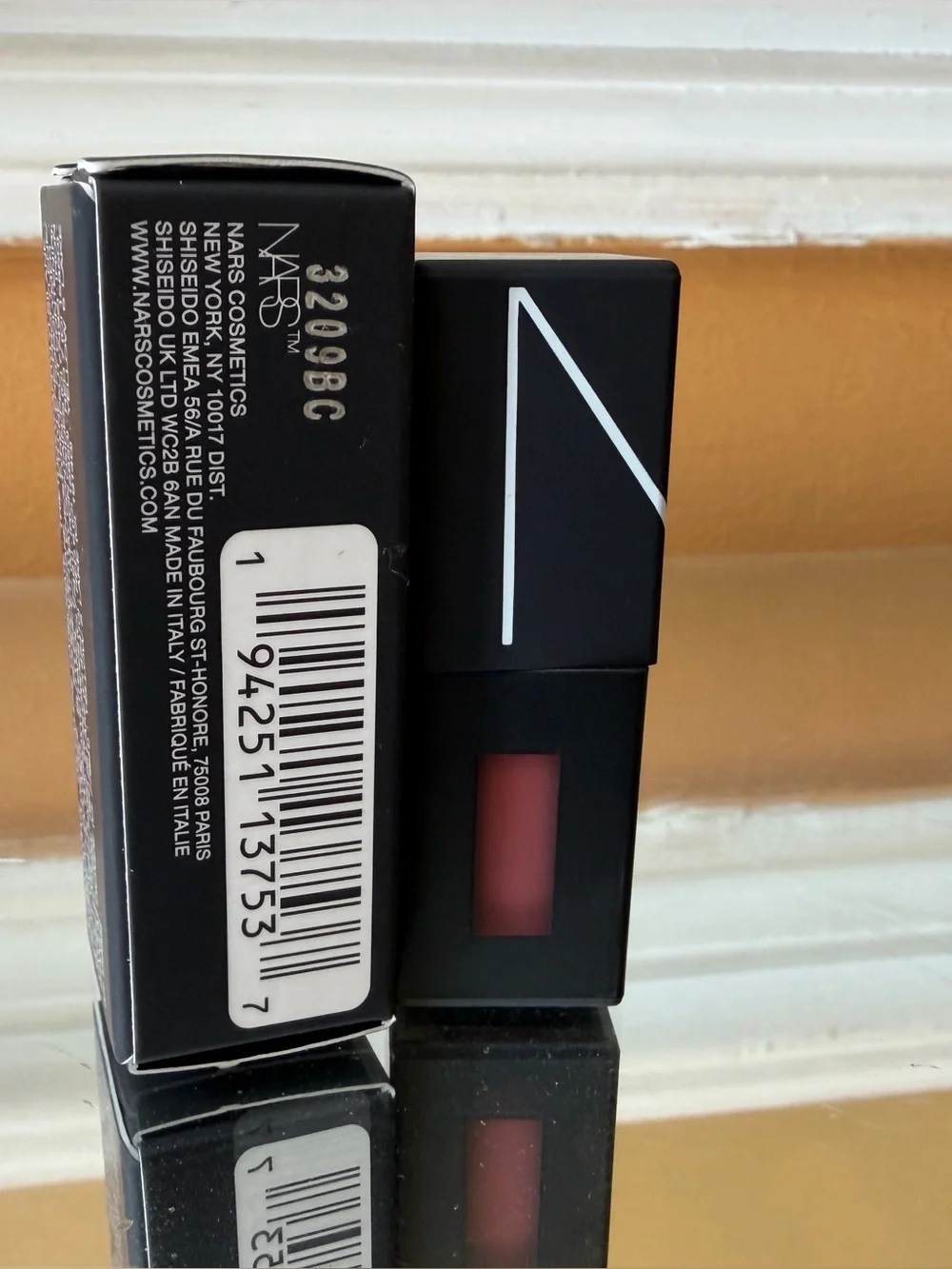 NARS Powermatte Lip Pigment Lipstick American Woman